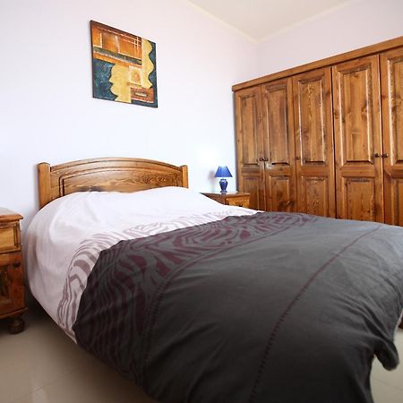Ferienwohnung Hili Complex Zebbug  Zimmer foto